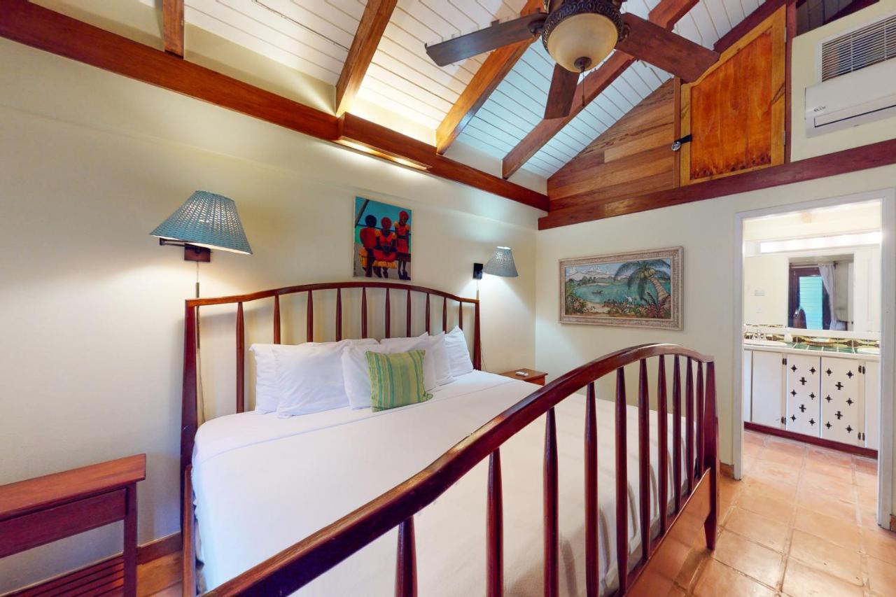 Condo #27 @ Beachside Villas Dangriga Exteriör bild