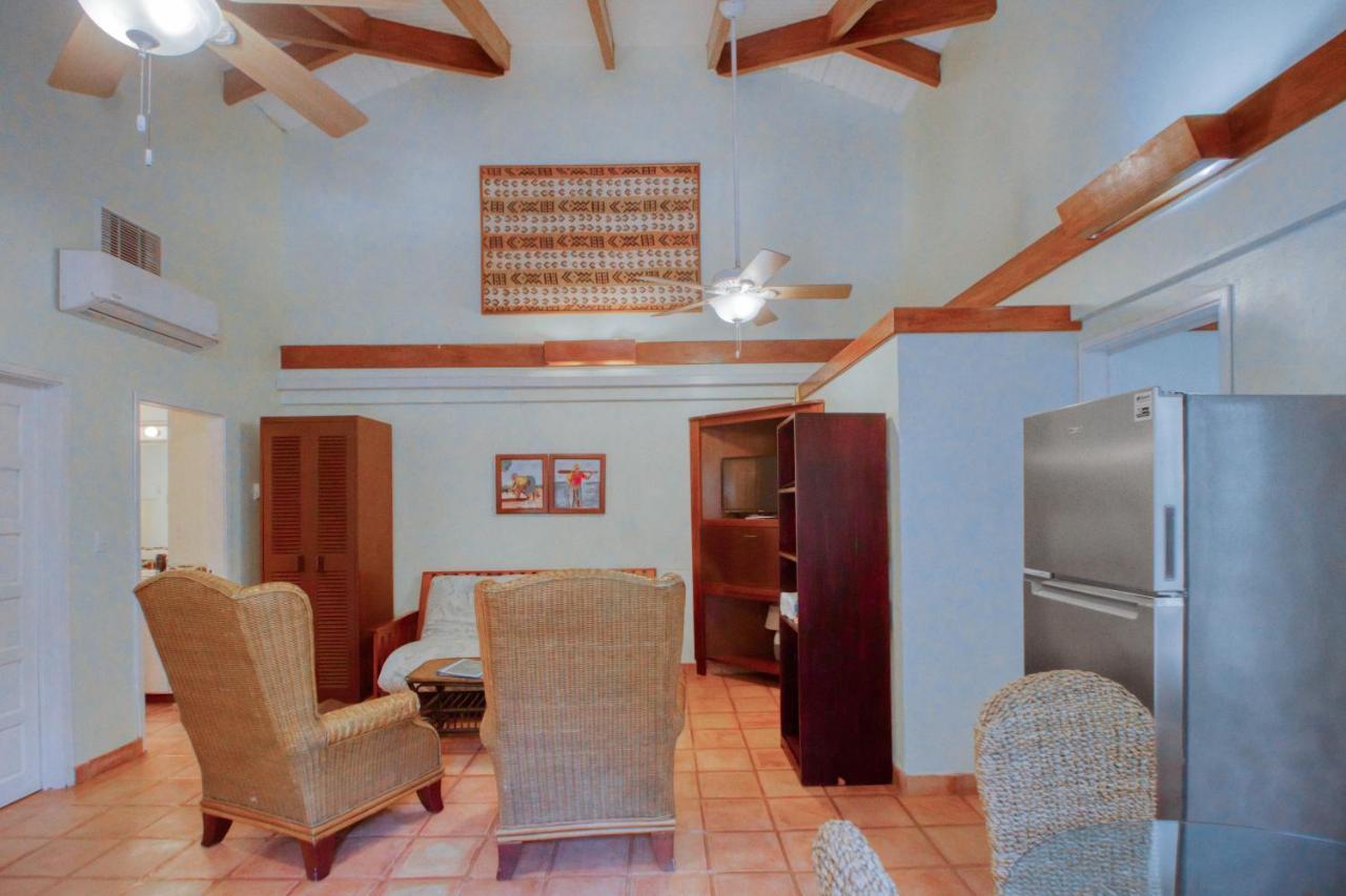 Condo #27 @ Beachside Villas Dangriga Exteriör bild